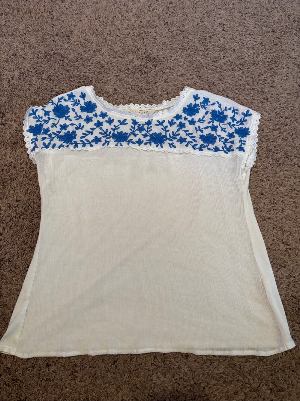 Flower & Feather White Embroidered Cap-Sleeve Top Blue Floral Detail XL L